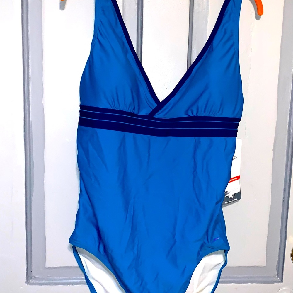 Speedo One Piece Swimsuit Vintage DeadStock NWT Size 18
